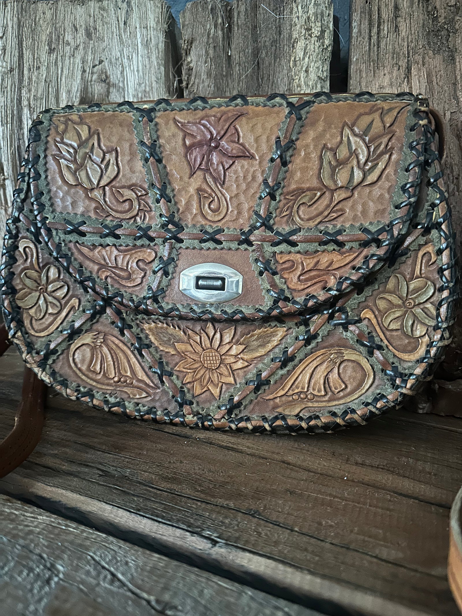 Vintage Leather Crossbody Bag – Desert Tones
